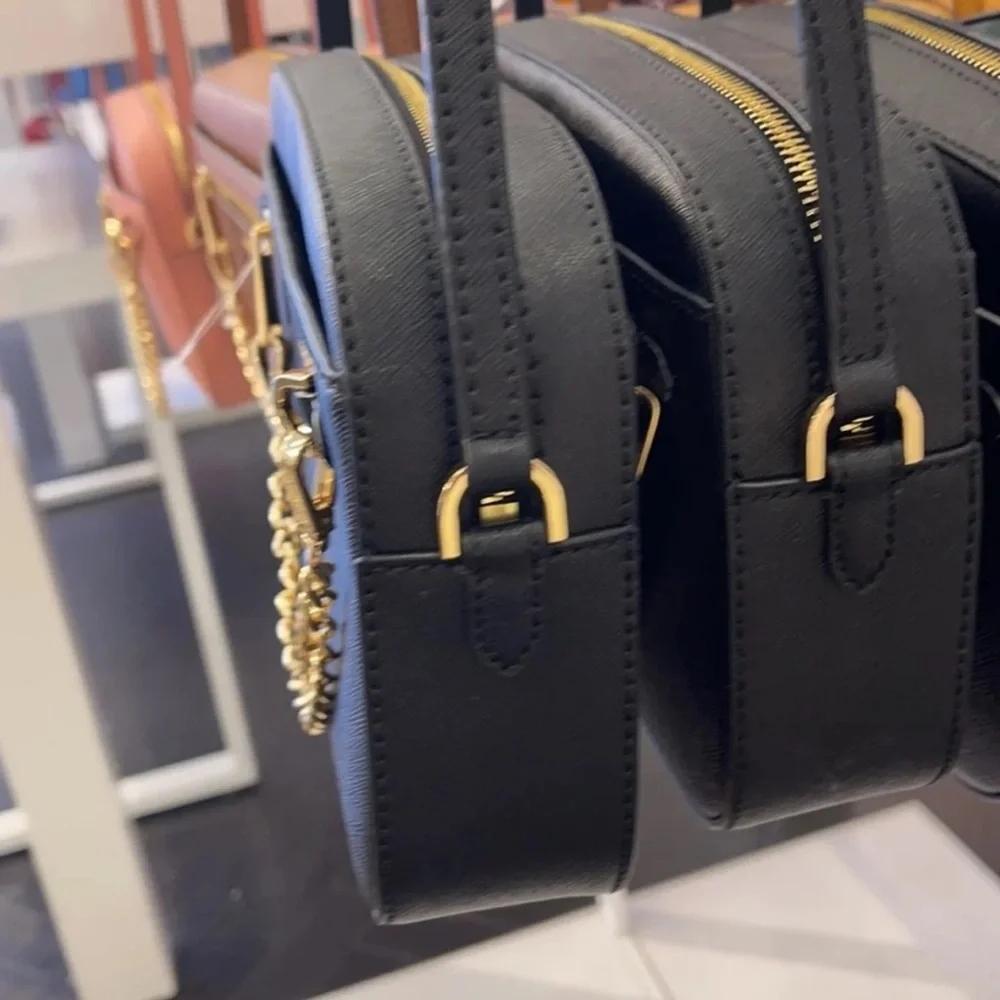 MK Jet Set Item Lg EW Zip Chain Crossbody & Jet Set Travel Sm TZ Coin Po…